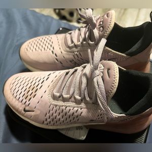 Women’s Nike Air Max 270